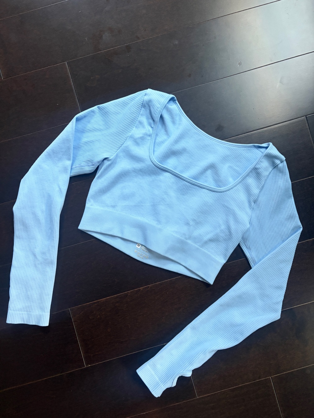 Cropped Seamless Long-Sleeve Ribbed Top - Light Blue